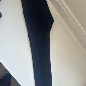 Lululemon Athletica Navy Blue High-Rise Leggings With Side Pockets 24”